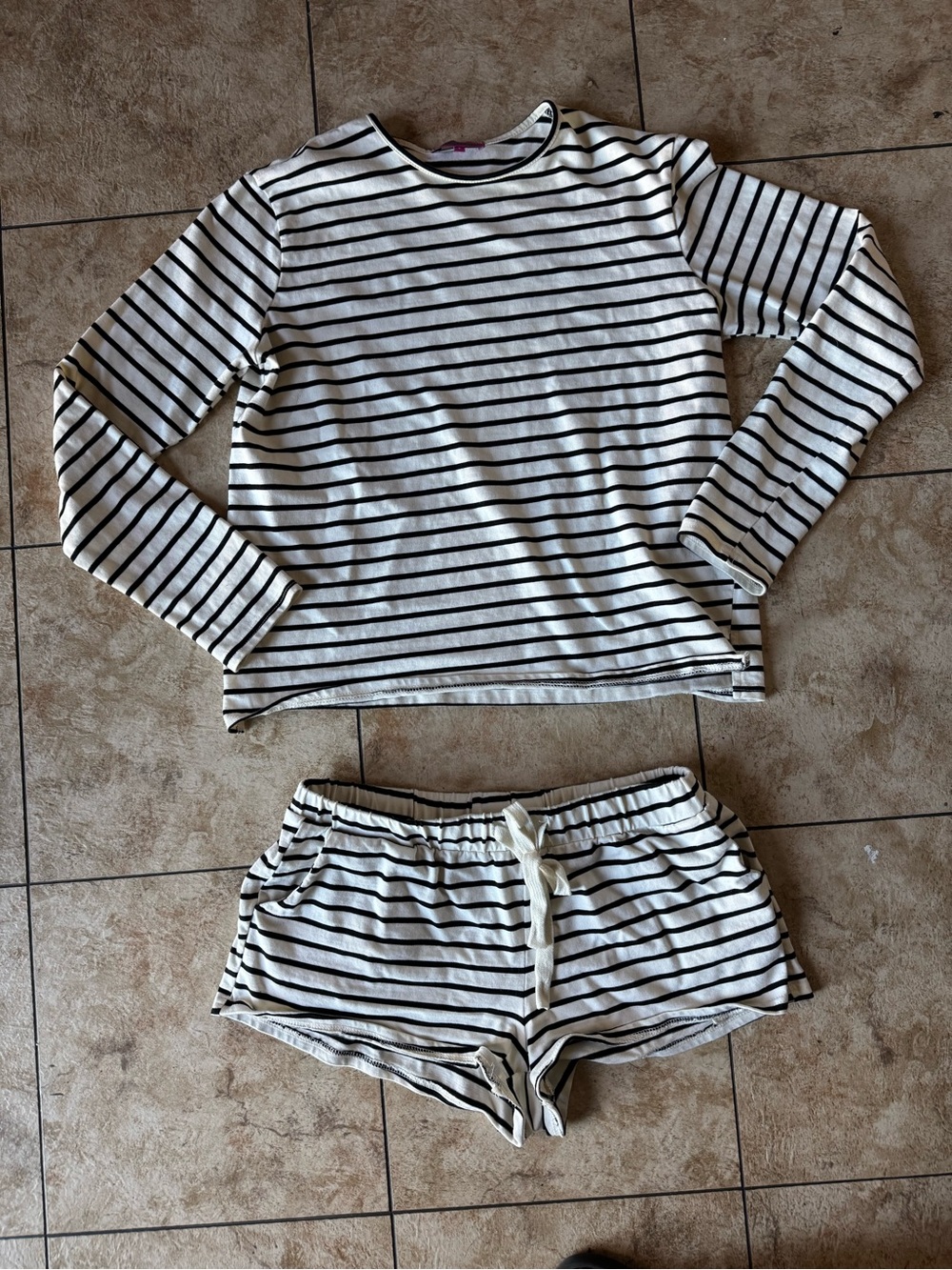 Edikted Long Sleeve & Short Matching Set - White with Black Stripes